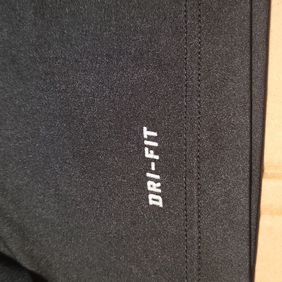 Nike Pro Combat Dri-Fit Compression Shirt - Picture 5 of 10